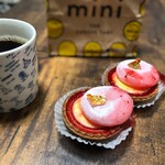 焼きたてチーズタルト専門店 PABLO - 