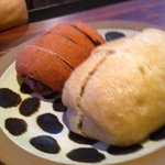 パン屋 水円 - 蒸しパンとチョコパン