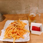 市場酒舗 - フライドポテト/生ビール(グラス)