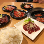 Yakiniku Paruparu - 