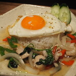 オオクサ - オオクサ流親子丼（ガパオライス）