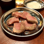 焼肉・ホルモン 名嘉真 - ＊牛タン塩（¥1,180）