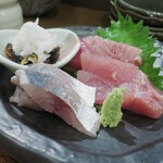 桶家乃隠居 - つくり盛り合わせ