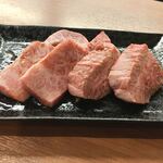 焼肉 ホルモン じゃん - 