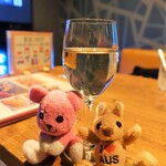 カラオケレインボー - グラスワイン　￥480