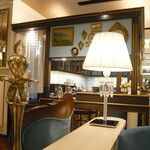 マリベル・ザ・ラウンジ - 店内