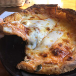 森のピザ工房 ルヴォワール 川崎町本店 - 