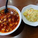 谷記 - “マーボ豆腐面と半チャーハン”