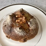 Pane Ho Maretta - りんご×くるみ×カマンベールのコンプレ ¥230+税