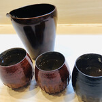 松寿司 - 漆器加工された徳利とお猪口☆彡渋い！