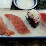 回転寿司 壱番 - マグロ４種盛