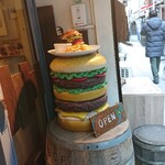 バーガーズカフェビーチ ストーリー - 