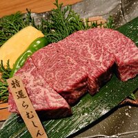 神戸牛焼肉 石田屋。Hanareの上 - 