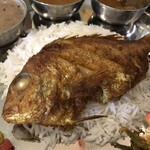 Ajian Kicchin Kafe Momofuku - 鯛のスパイスフライ