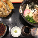 花山うどん 本店 - 鬼御膳