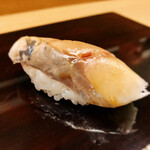 鮨 田可尾 - 真鯵（承認済み）