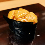 鮨 田可尾 - 馬糞雲丹（承認済み）