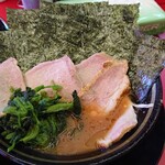 豚骨醤油ラーメン 王道家 柏店 - チャーシュー麺(3枚)のり増し