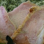 豚骨醤油ラーメン 王道家 柏店 - チャーシュー