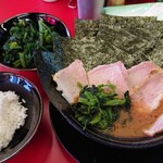 豚骨醤油ラーメン 王道家 - 