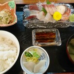 喜よ桝 - 刺身定食