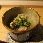 日本料理 みや  - 厚岸牡蠣　飯蒸し