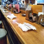 やき鳥三太郎 - カウンター席(2020年1月2日撮影)