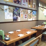 やき鳥三太郎 - テーブル席(2020年1月2日撮影)