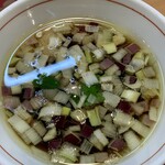麺処もみじ - サッパリしてコクのあるつけ汁です