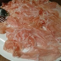 ERUTAN RESTAURANT BAR - プロシュートはなかなかの塩加減。