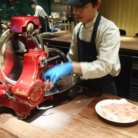ERUTAN RESTAURANT BAR - ベルケルのスライサー。わざわざ写真撮らせてもらいました！