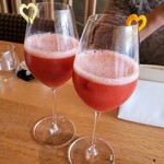 和田倉 - 苺のシャンパンカクテル
