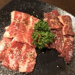 Hidagyu U Yakiniku Miyabi - 