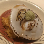 すが弥 - バフンウニの混ぜご飯に河豚の炙り白子をトッピング