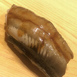 すが弥 - 穴子。今酒で終わりの対馬産。入梅の頃までは煮物は蛤になります