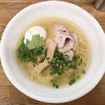 きくや - 純鶏SIOそば〜鶏油マシ、中細平打ち麺〜+味玉