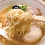 らぁ麺 くろ渦 - ツルんとすすれる麺　※タピオカ粉入り