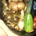 Kitchen ABOUT - ハンバーグ添え野菜はゴロゴロッ