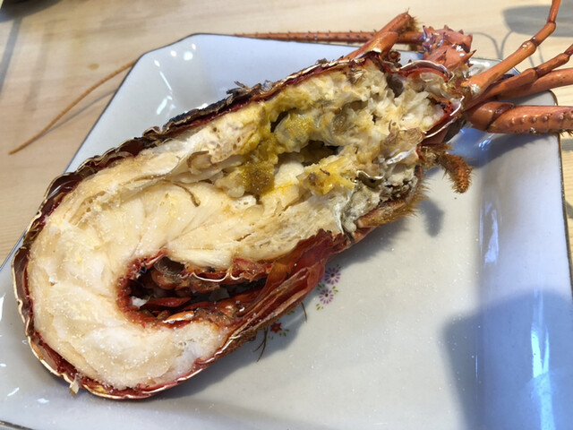おはらい町食べ歩きの最後に By まいまい 伊勢海老屋 えび勢 五十鈴川 魚介料理 海鮮料理 食べログ