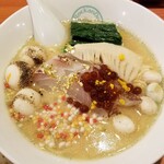 麺屋 六感堂 - おめで鯛白湯ラーメン（白味噌仕立て）