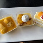 DINING & BAR TABLE 9 TOKYO - 