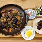自然派中華 クイジン - 季節の麺セット　猪肉と寒葱の強火炒めと自家製干し柿ソース､生パスタの和えそば 超麻辣