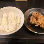 辛口肉ソバ ひるドラ - 