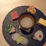 炭火焼き鶏とスパイスカレー 日本橋室町 ハラカラ - 