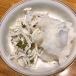 「白魚山椒のおろし大根」(450円)