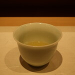 鮨 しみづ - 河豚のあらの出汁