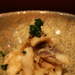 鮨 しみづ - 河豚のあらのほぐし身寿司アップ