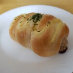 パン香房つちや - ちくわパン 140円