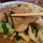 一発ラーメン はしご屋 - 特製味付け肉