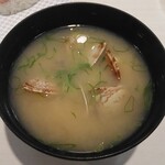 Uo Bei Kuro Sumoru Shin Hassa Muten - あさりの味噌汁
